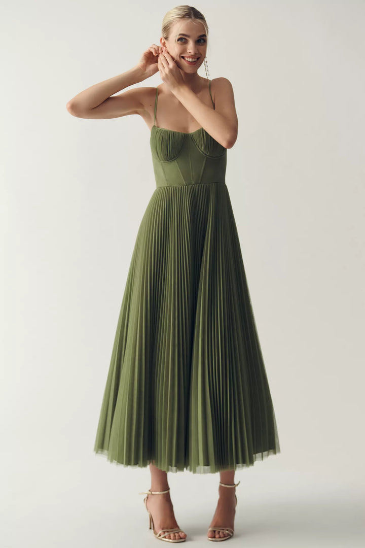 Olivia | Open-Back Dress