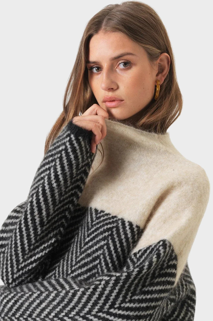 HARPER | Mjuk Turtleneck